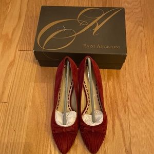 Enzo Angiolini Dark Red Suede Easortte Heels